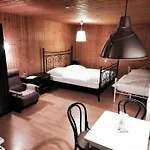 Ferienzimmer In 아파트 *