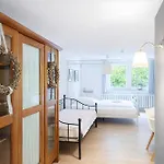 Ferienzimmer In 아파트 *