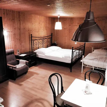 Ferienzimmer In Apartman *